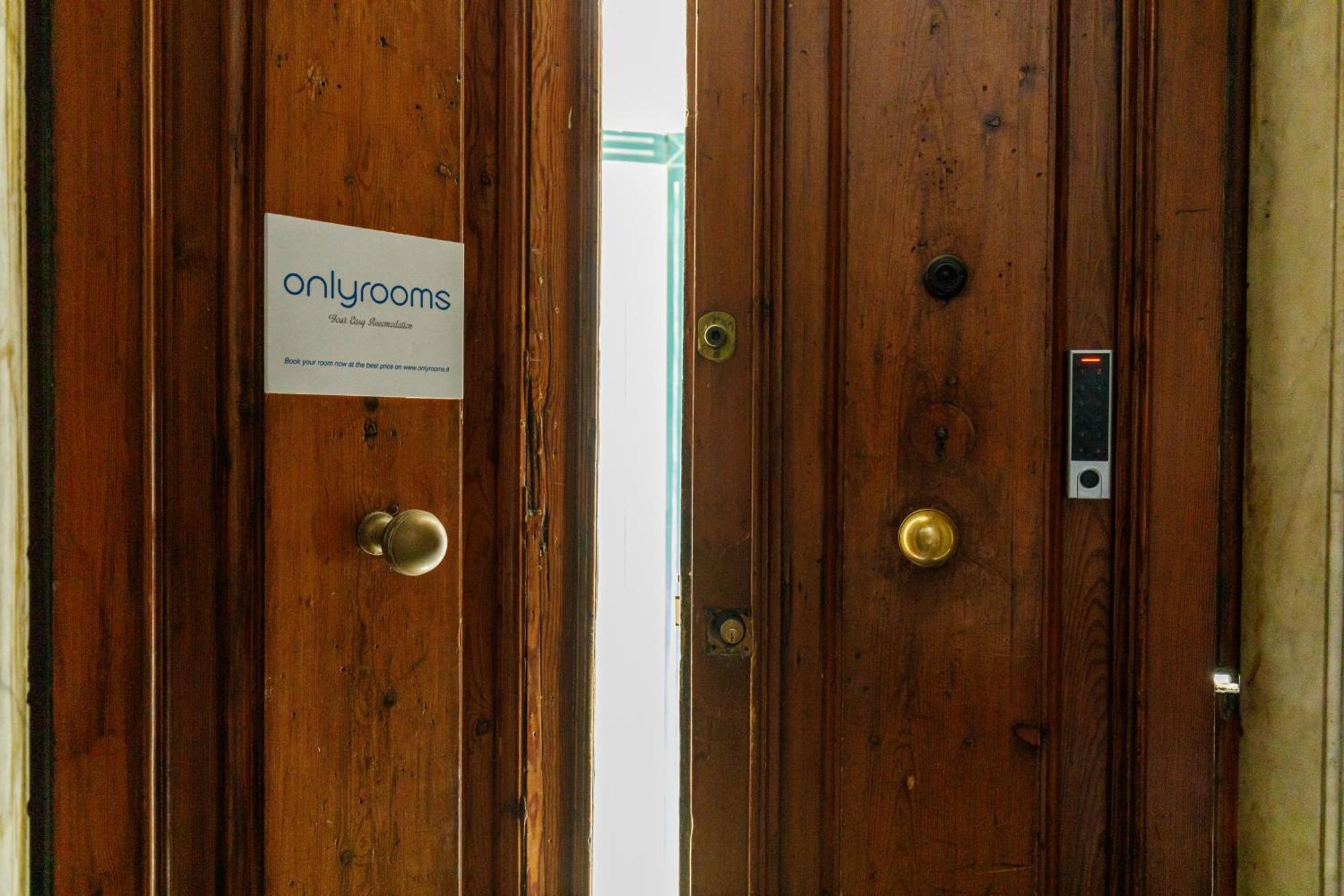Onlyrooms III - Recommended For Under 30S Κάλιαρι Εξωτερικό φωτογραφία