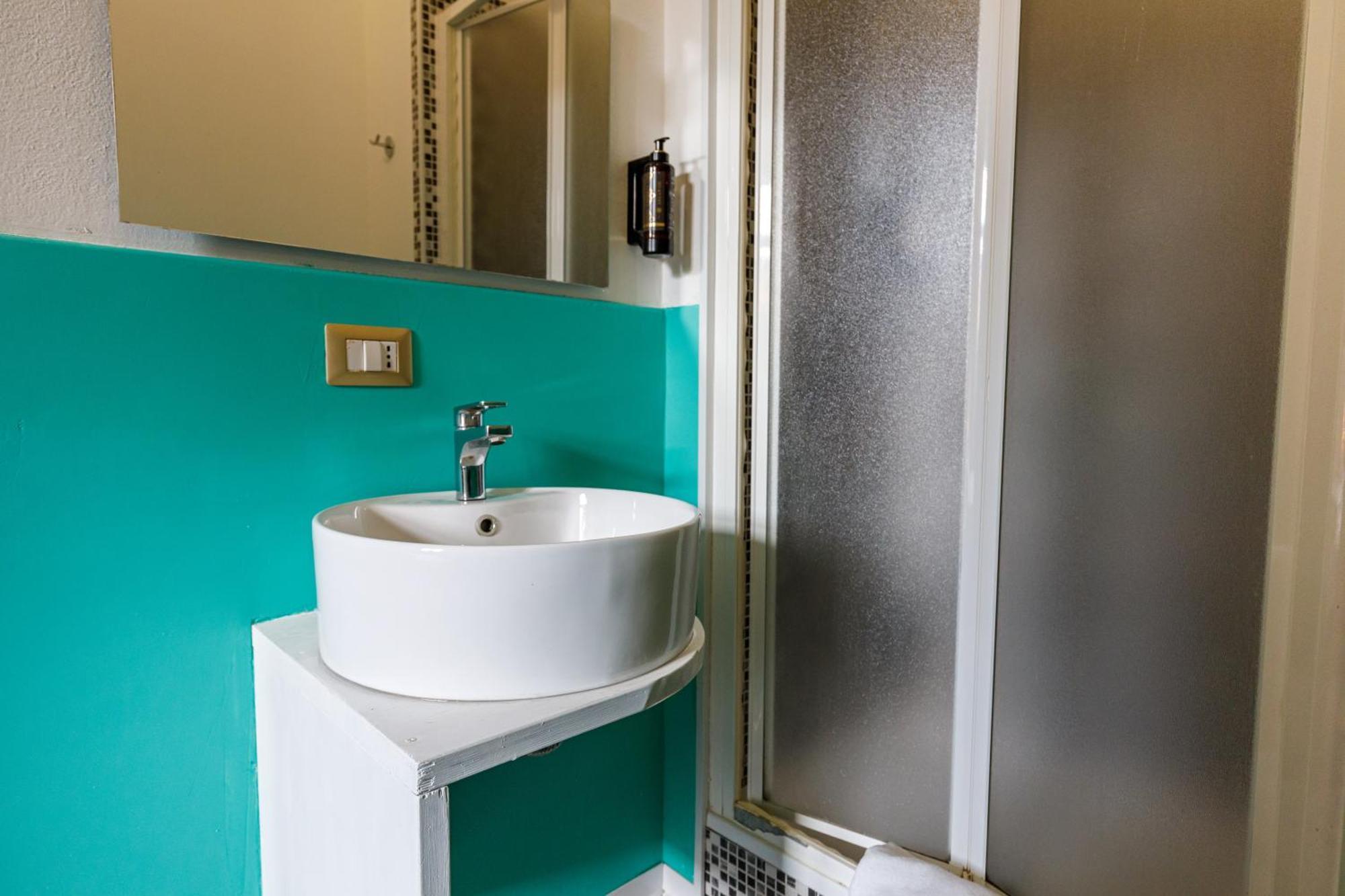 Onlyrooms III - Recommended For Under 30S Κάλιαρι Δωμάτιο φωτογραφία
