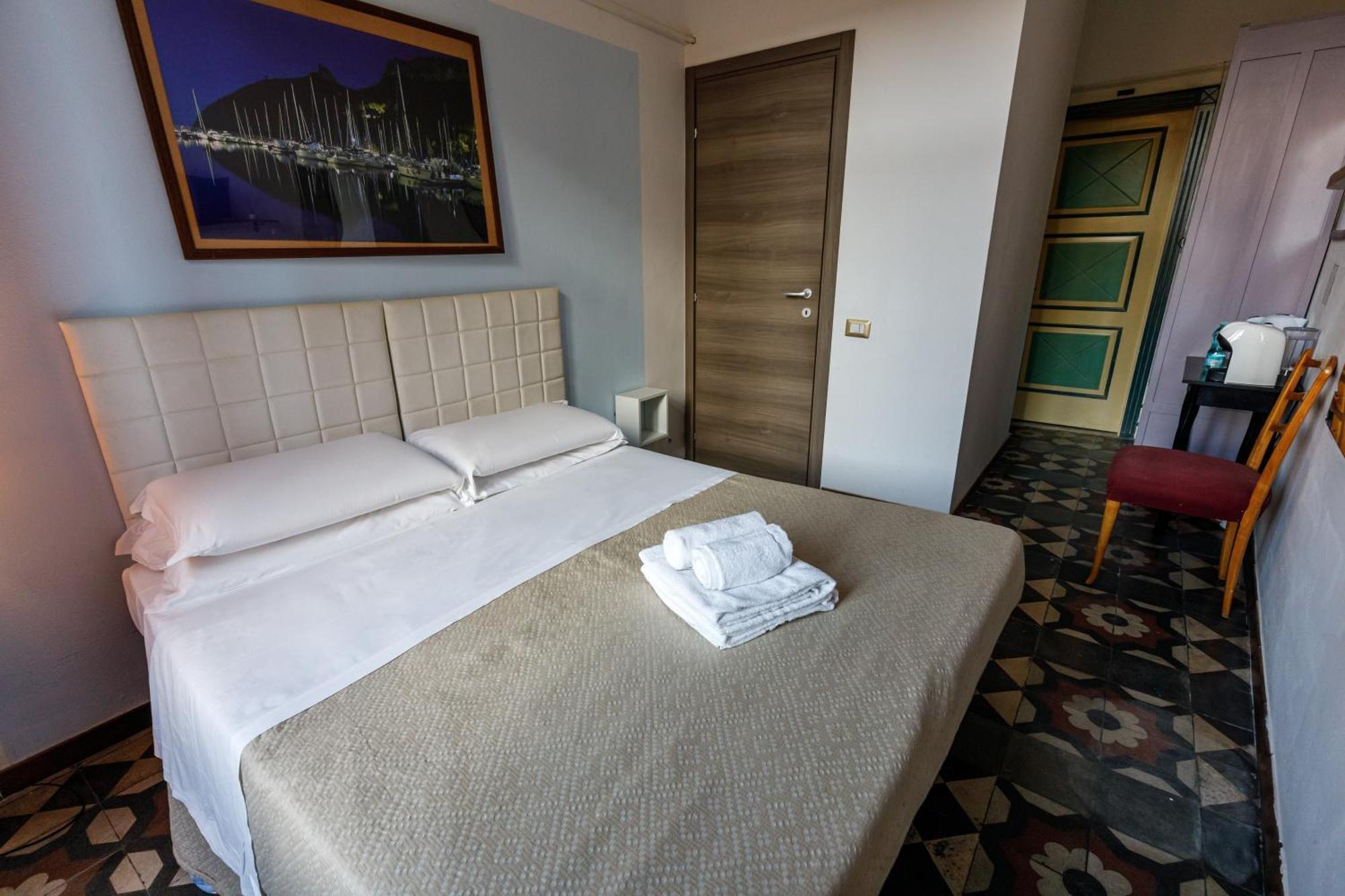 Onlyrooms III - Recommended For Under 30S Κάλιαρι Εξωτερικό φωτογραφία