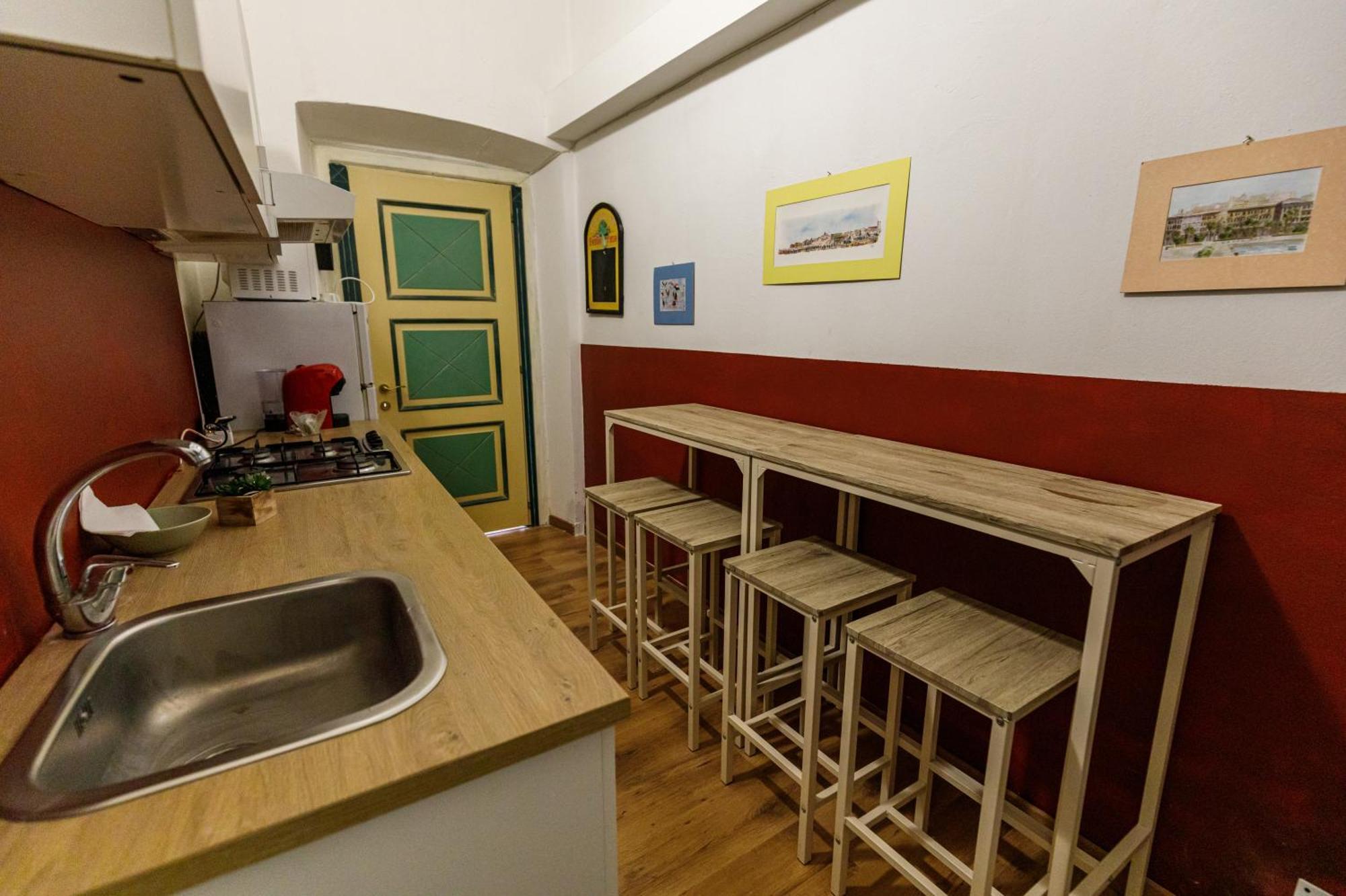 Onlyrooms III - Recommended For Under 30S Κάλιαρι Δωμάτιο φωτογραφία