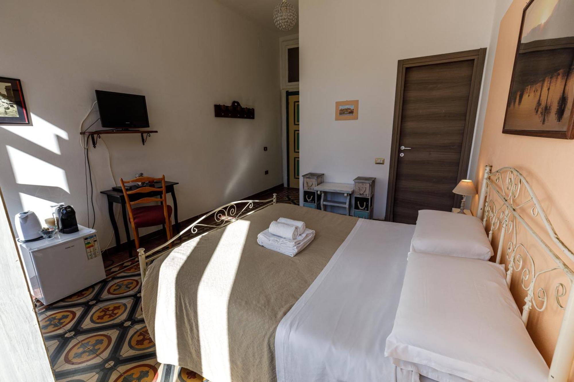 Onlyrooms III - Recommended For Under 30S Κάλιαρι Δωμάτιο φωτογραφία