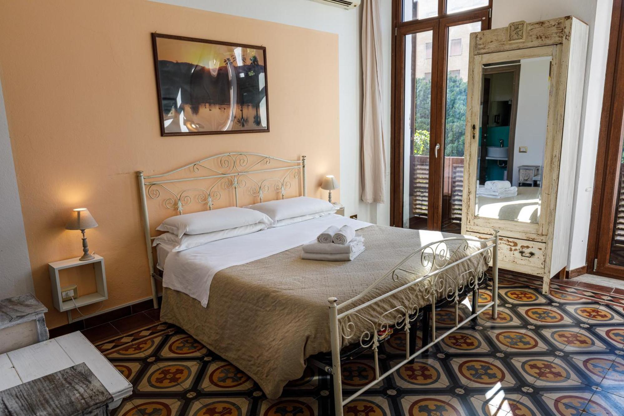 Onlyrooms III - Recommended For Under 30S Κάλιαρι Εξωτερικό φωτογραφία