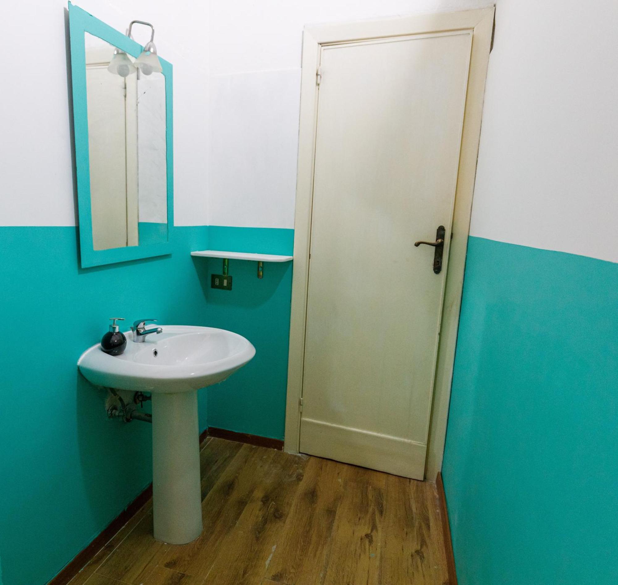 Onlyrooms III - Recommended For Under 30S Κάλιαρι Δωμάτιο φωτογραφία